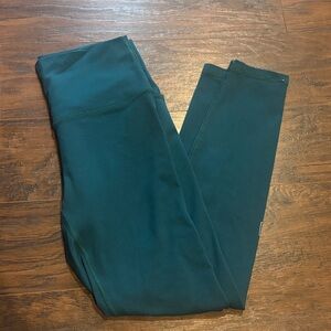 Fleo el toro 25” leggings size medium